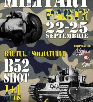 Military party în Yellow Submarine Cafe