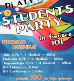 Students Party in Fashion Lounge