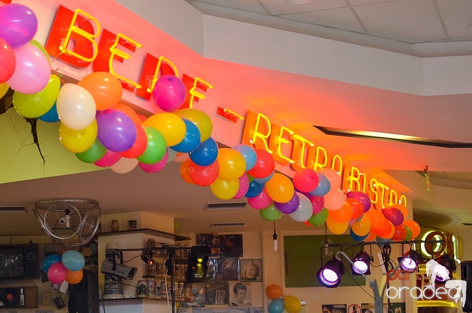 1 an cu Fabrica de Bere Retro Bistro,