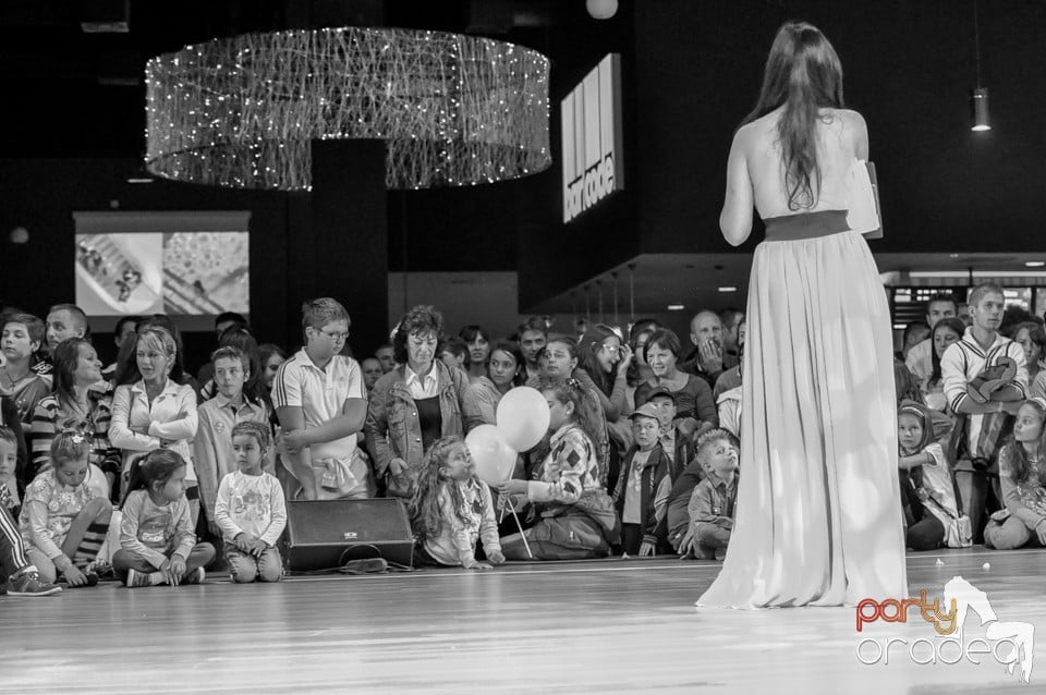 1 an de fun - Oradea Shopping City,