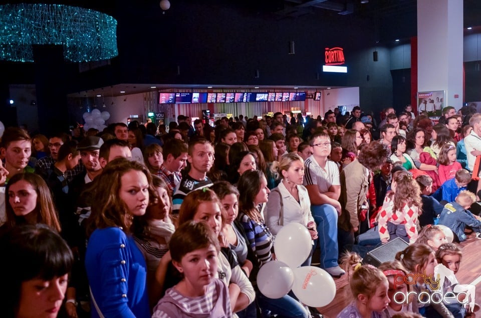1 an de fun - Oradea Shopping City,