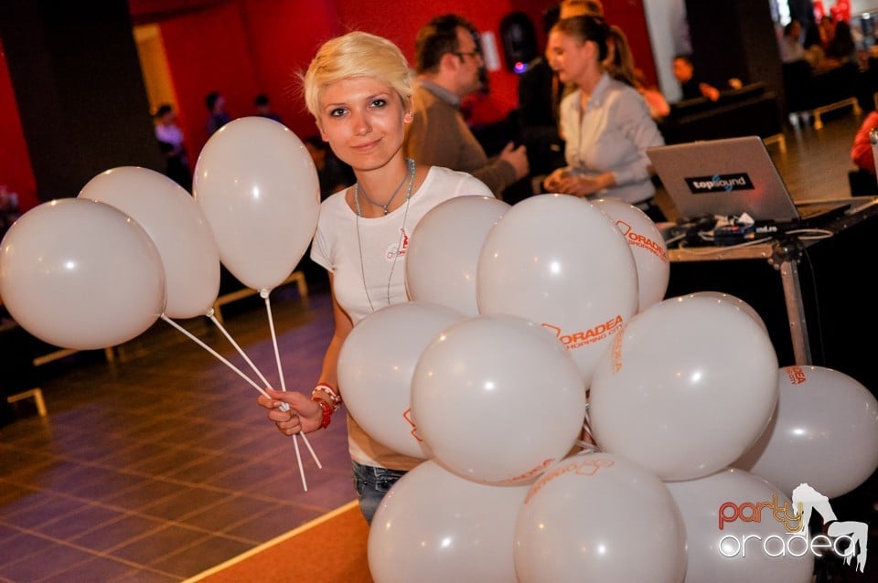 1 an de fun - Oradea Shopping City,