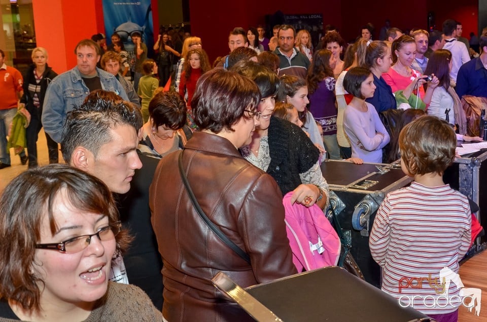 1 an de fun - Oradea Shopping City,