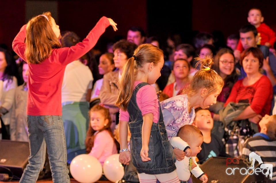 1 an de fun - Oradea Shopping City,