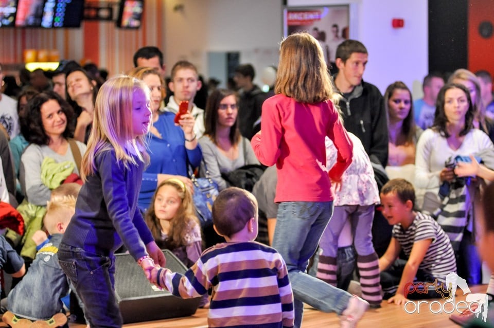 1 an de fun - Oradea Shopping City,