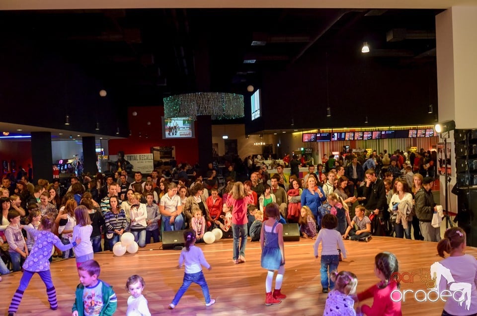 1 an de fun - Oradea Shopping City,