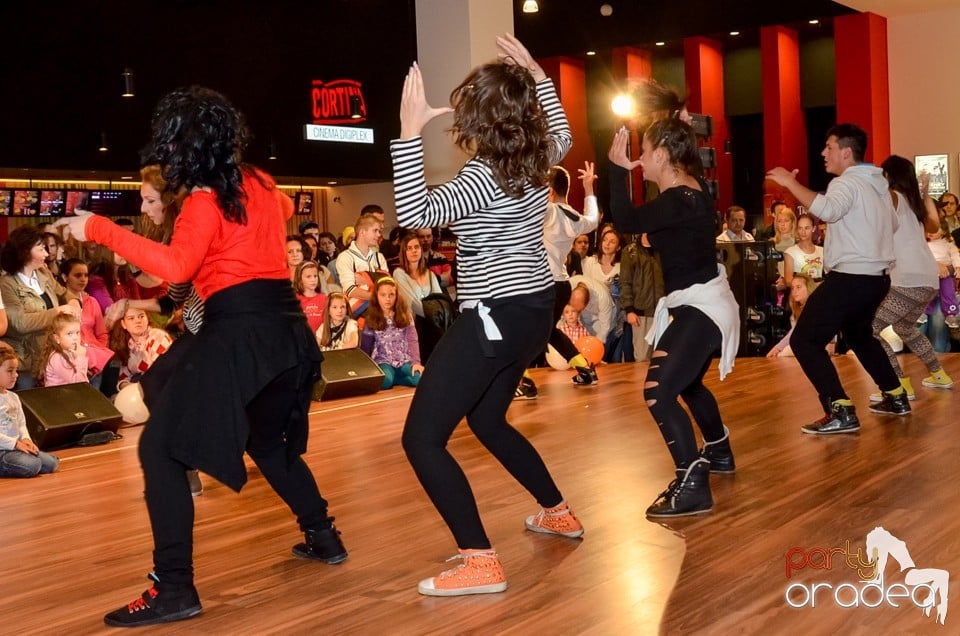 1 an de fun - Oradea Shopping City,