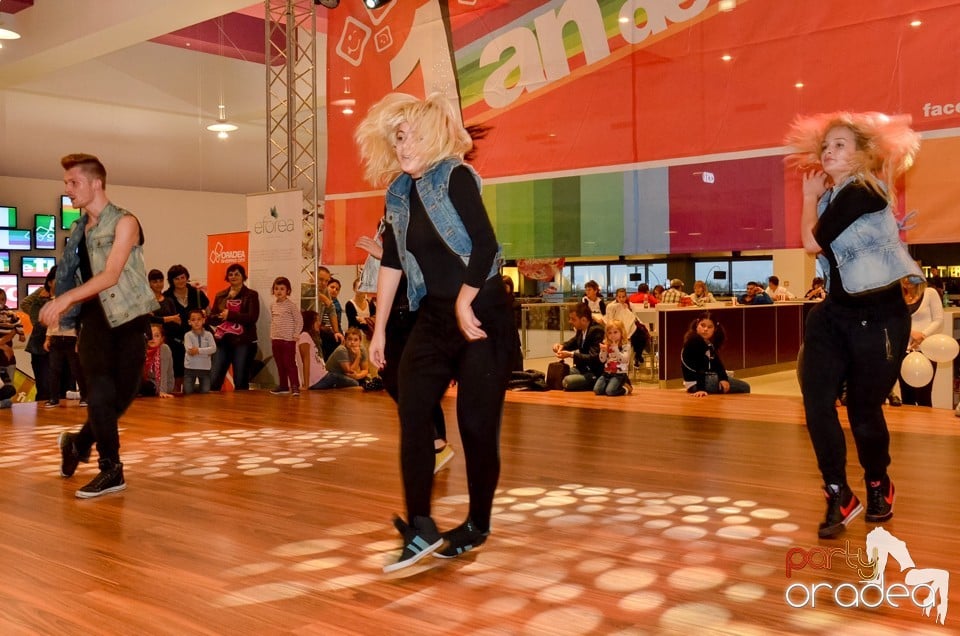 1 an de fun - Oradea Shopping City,