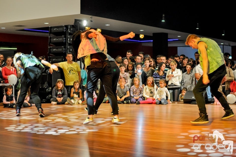 1 an de fun - Oradea Shopping City,