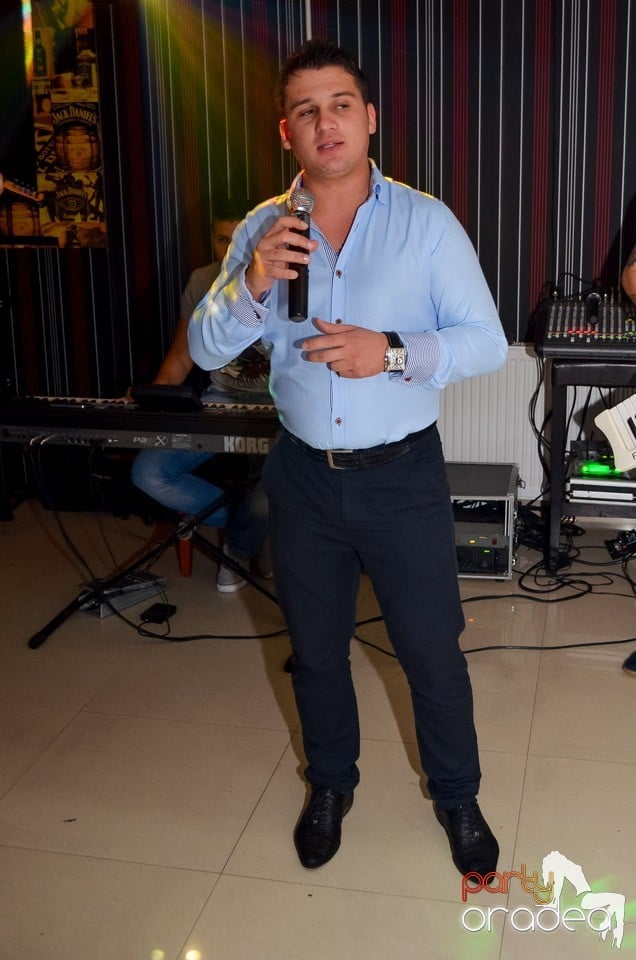 100% Show în L'Amore Caffe Club,
