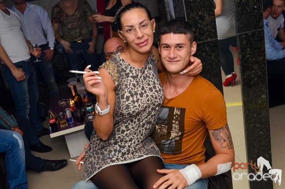 100% Show în L'Amore Caffe Club,