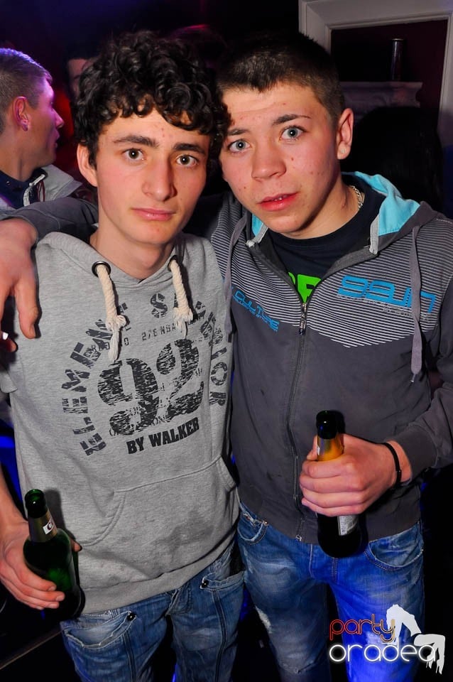 3 Style Night Party în Club Atti's, 