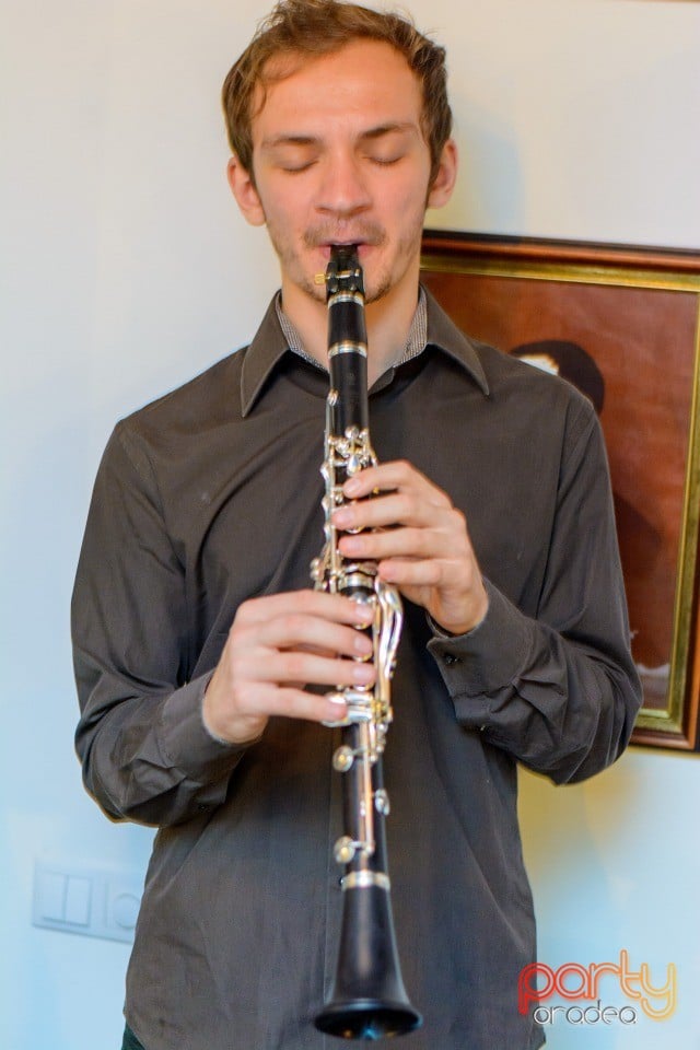 30's Jazz Night, Vine Summer Garden & Grill