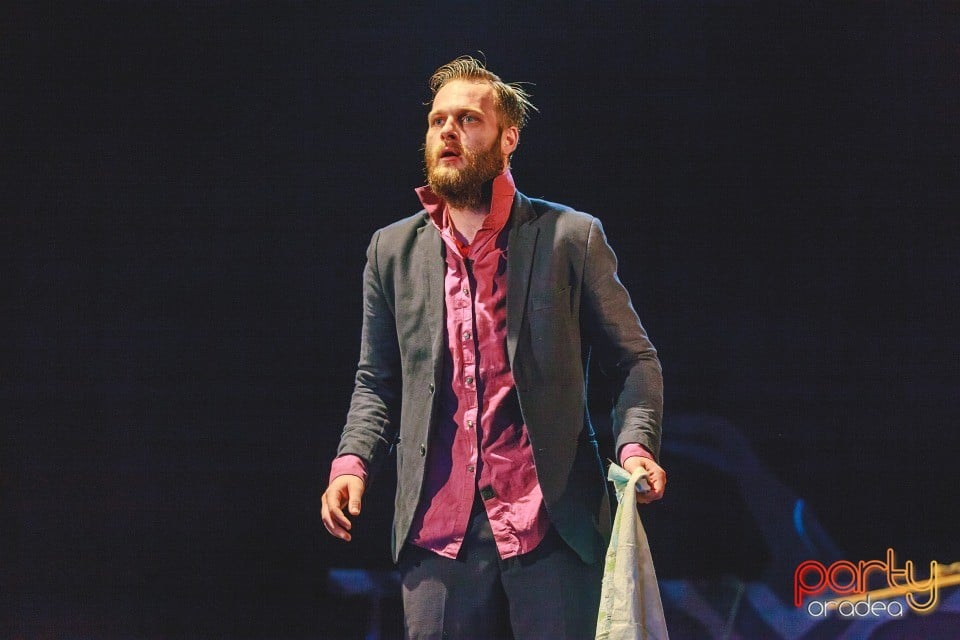 39 de trepte, Teatrul Arcadia