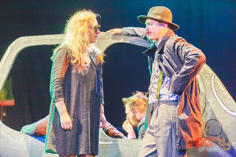 39 de trepte, Teatrul Arcadia