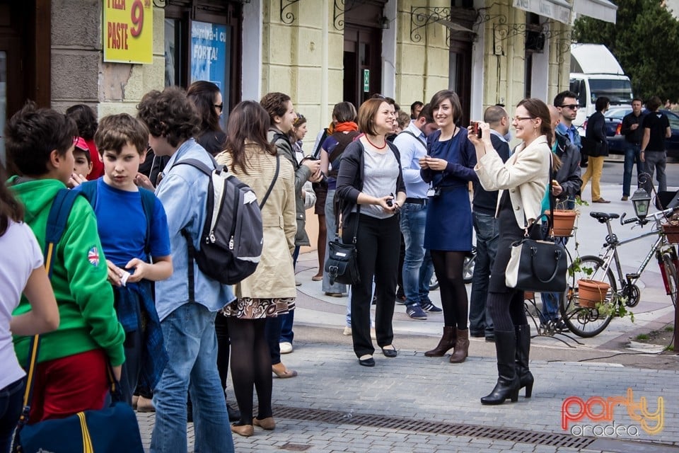 5 minute pentru Oradea!, Oradea