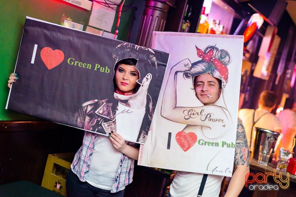 8 March Pin-up Party, Green Pub