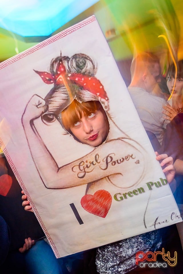 8 March Pin-up Party, Green Pub