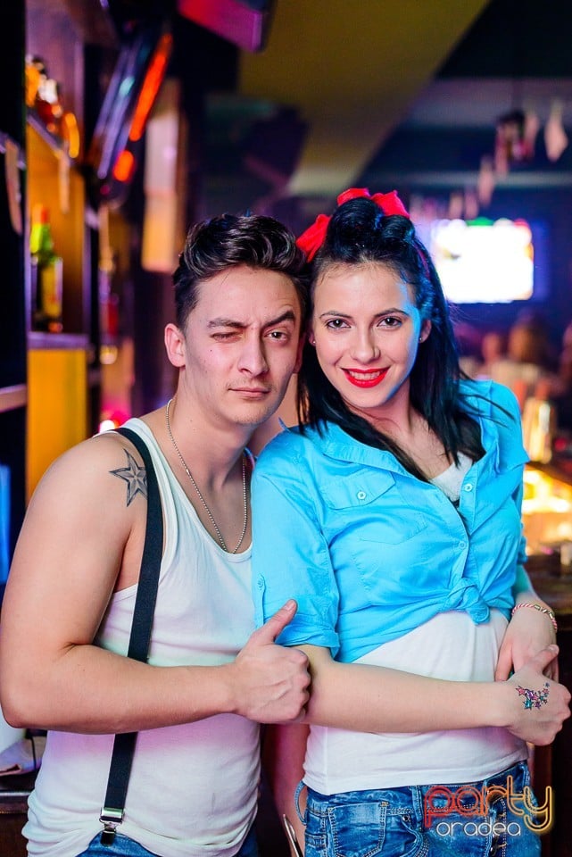 8 March Pin-up Party, Green Pub