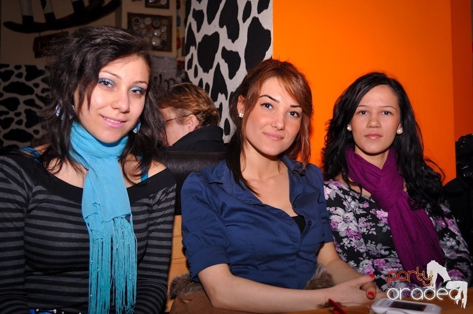 8 martie show în Lactobar,