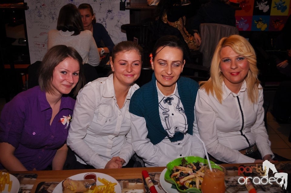 8 martie show în Lactobar,