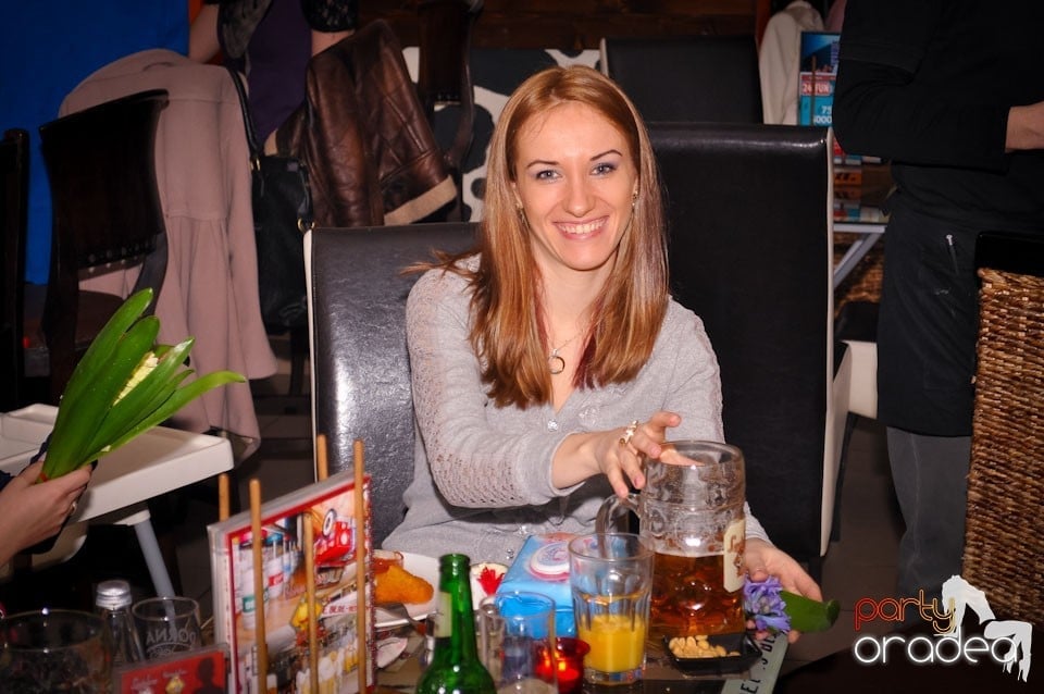8 martie show în Lactobar,