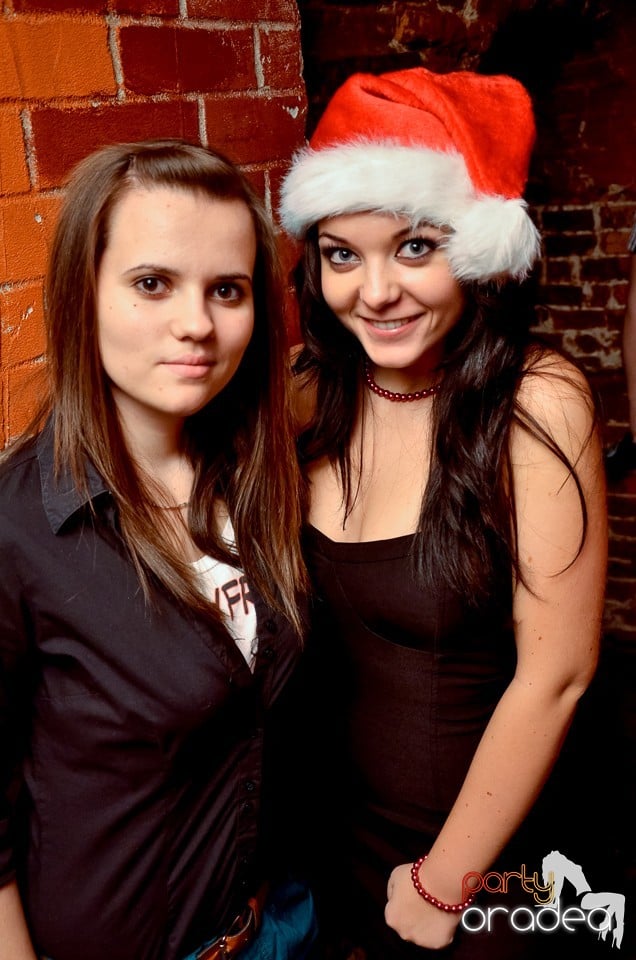 9 Lives Birthday Party,