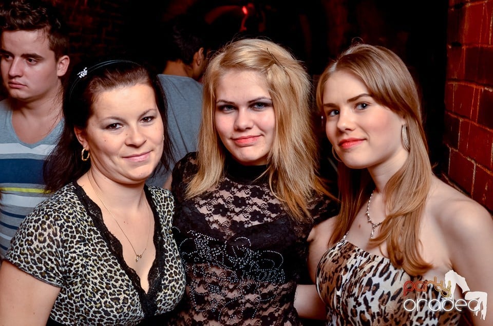 9 Lives Birthday Party,