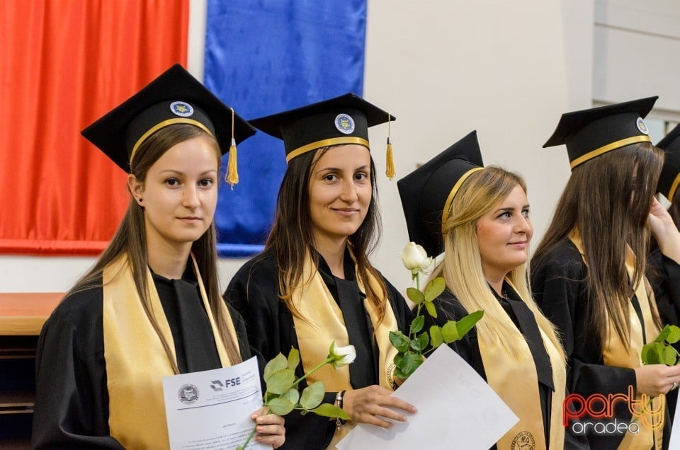 Absolvirea studenţilor de la Economia turismului, Universitatea din Oradea