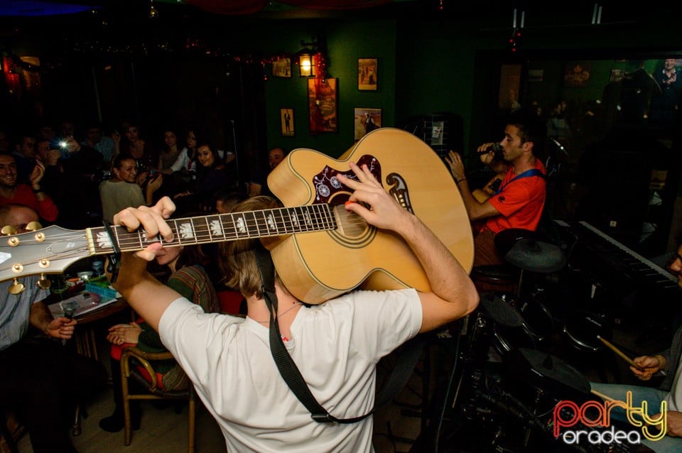 Act de caritate pentru Ana Maria, Green Pub