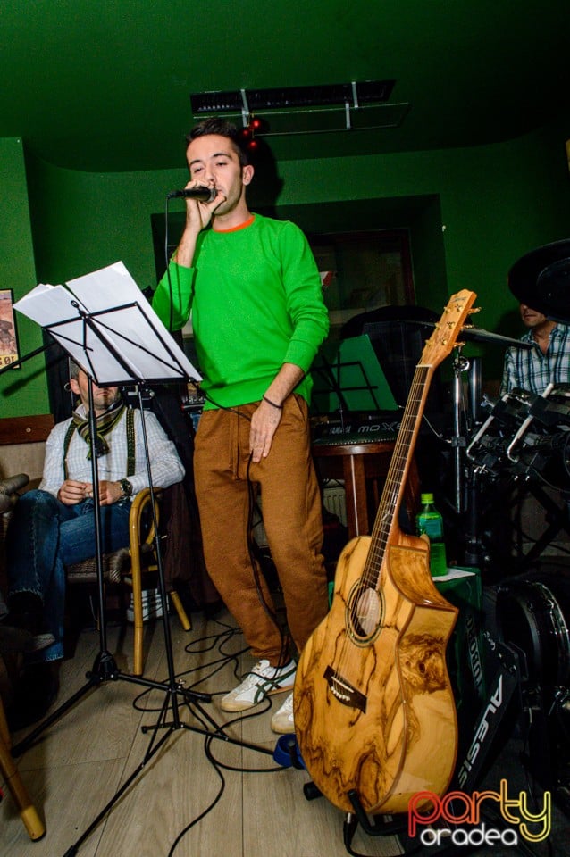 Act de caritate pentru Ana Maria, Green Pub