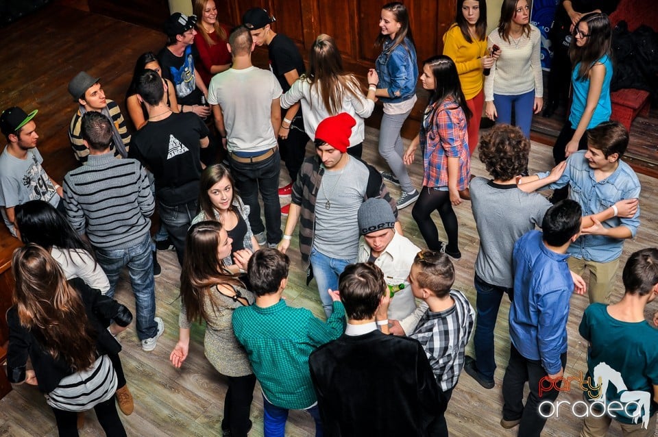 Afterparty - Megyei golyabál, 