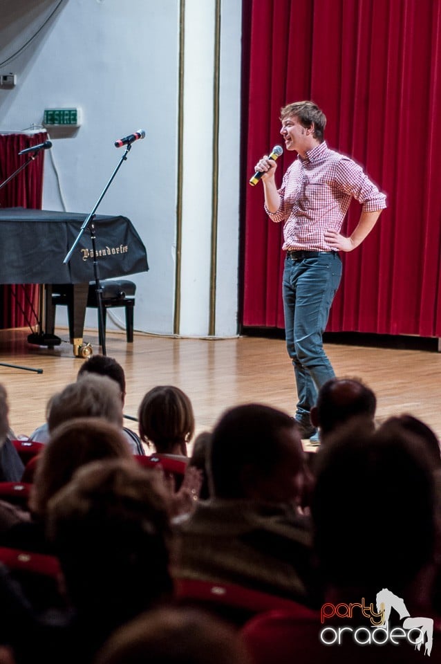 Akciós medve: Szomszédnéni és Felméri Péter estje, Filarmonica de Stat Oradea