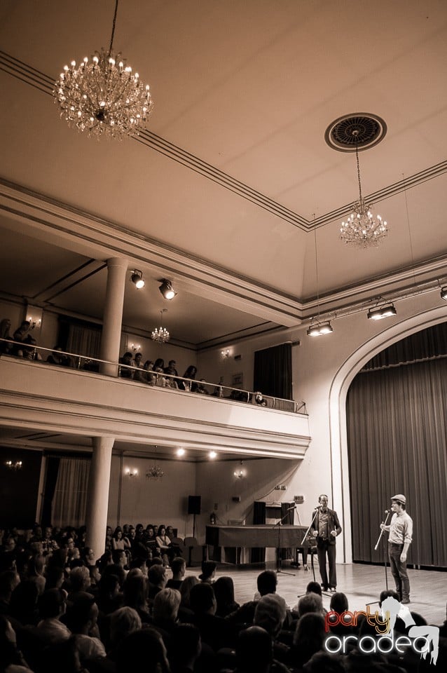 Akciós medve: Szomszédnéni és Felméri Péter estje, Filarmonica de Stat Oradea