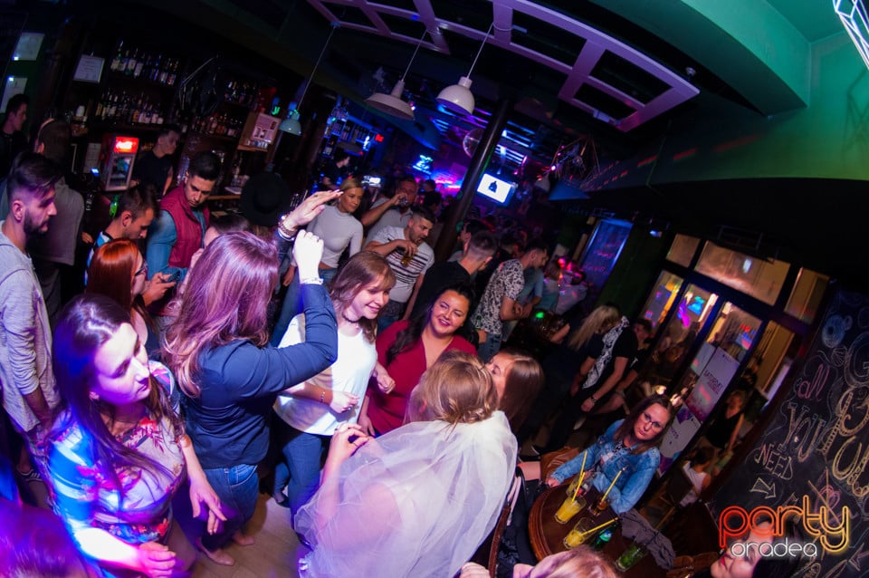 All Time Hits @ Green Pub, Green Pub