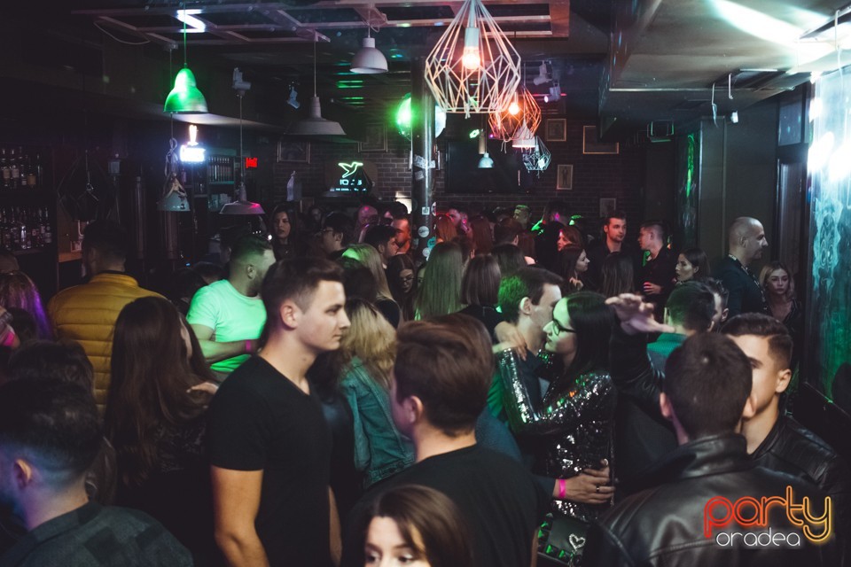 All Time Hits - Mentol is back!, Green Pub