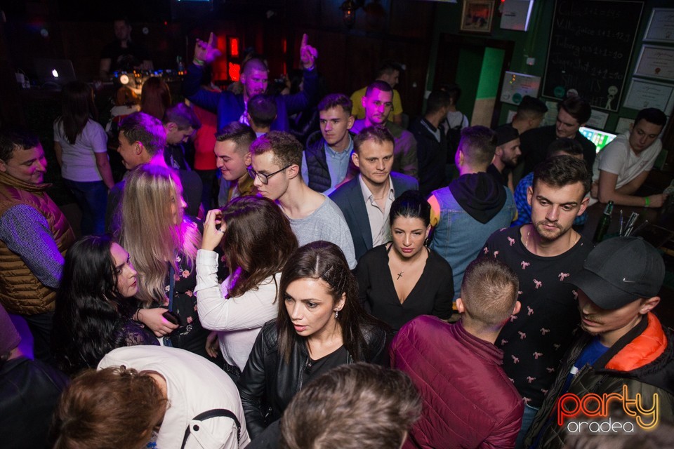All Time Hits, Green Pub