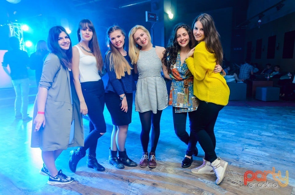 Almost Summer Party, 