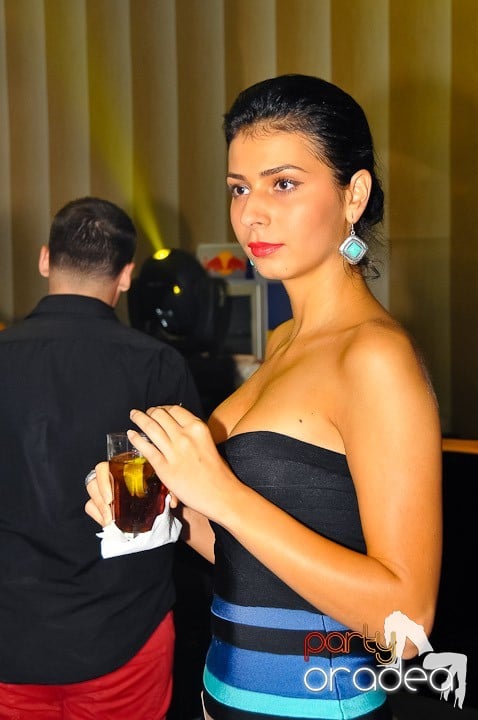 Amadeea @ Kadó Cafe, 