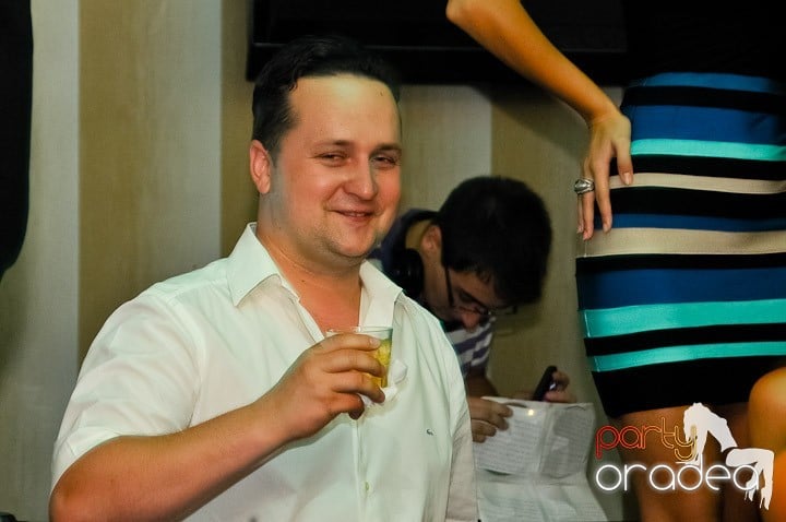 Amadeea @ Kadó Cafe, 