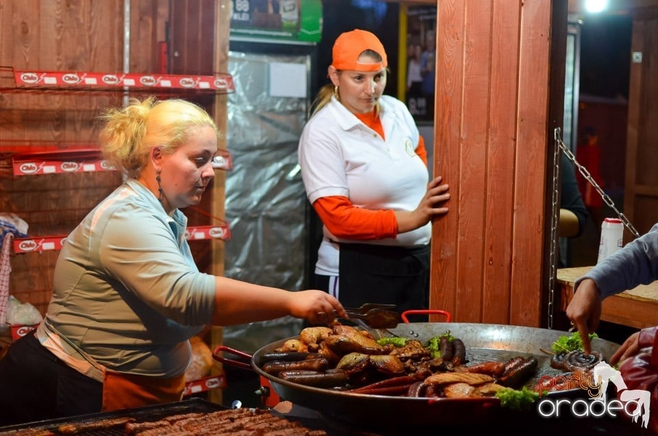 Ambianţă Toamna Orădeană - sâmbătă,