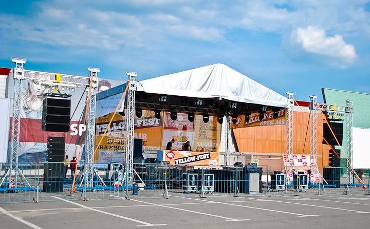 Ambianţă Yellow Fest, Era Shopping Park