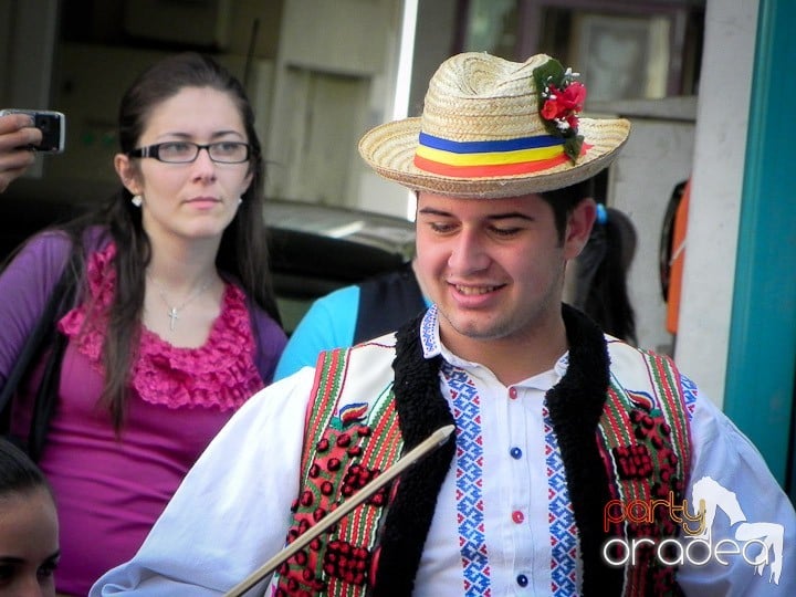 Ansamblul Crişana – Spectacol Folcloric,