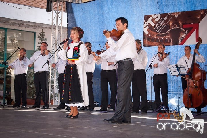Ansamblul Crişana – Spectacol Folcloric,
