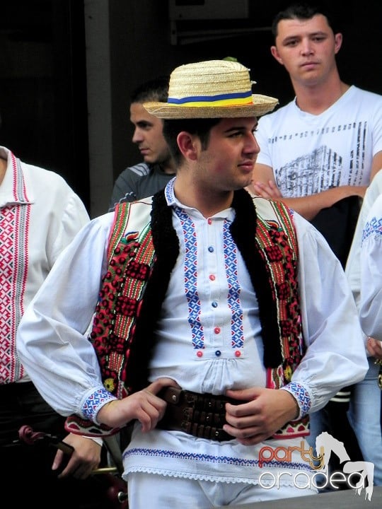 Ansamblul Crişana – Spectacol Folcloric,