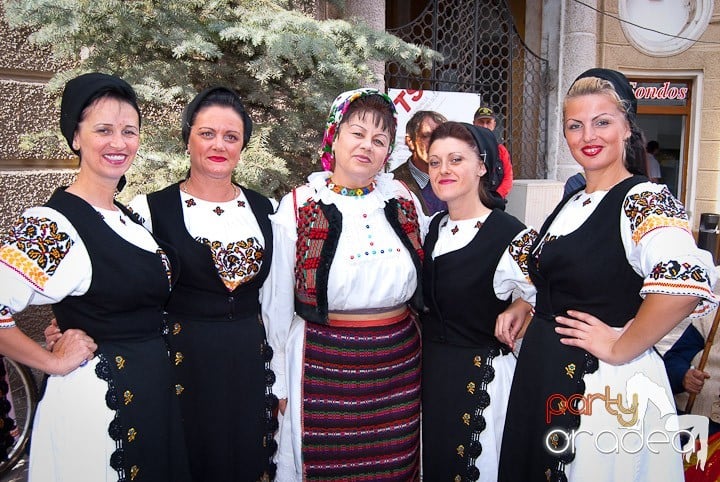 Ansamblul Crişana – Spectacol Folcloric,