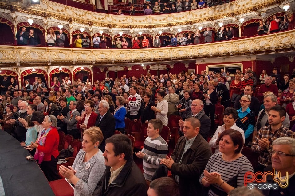 Ansamblul Crişana, Teatrul Regina Maria