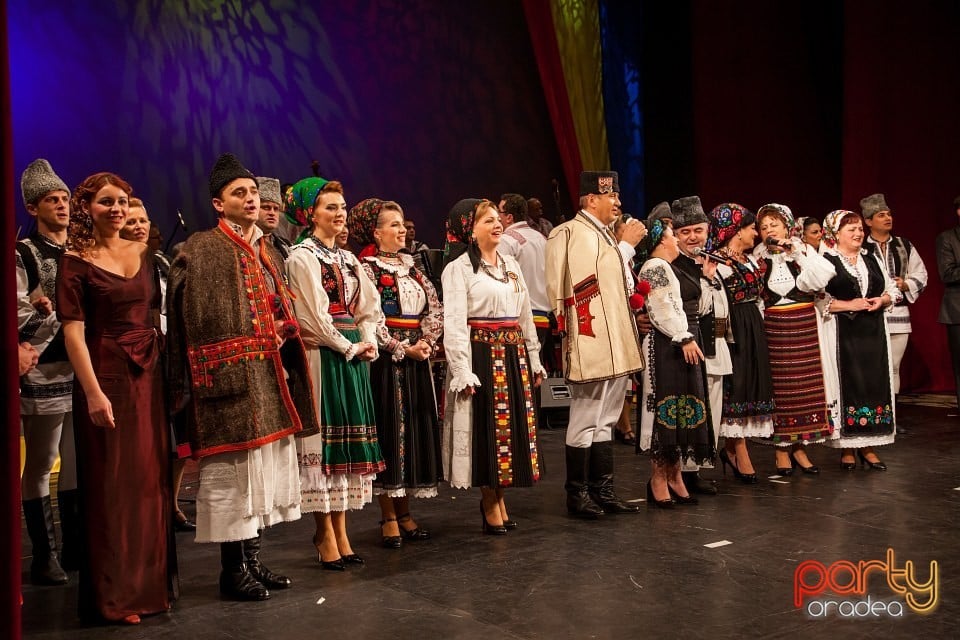 Ansamblul Crişana, Teatrul Regina Maria