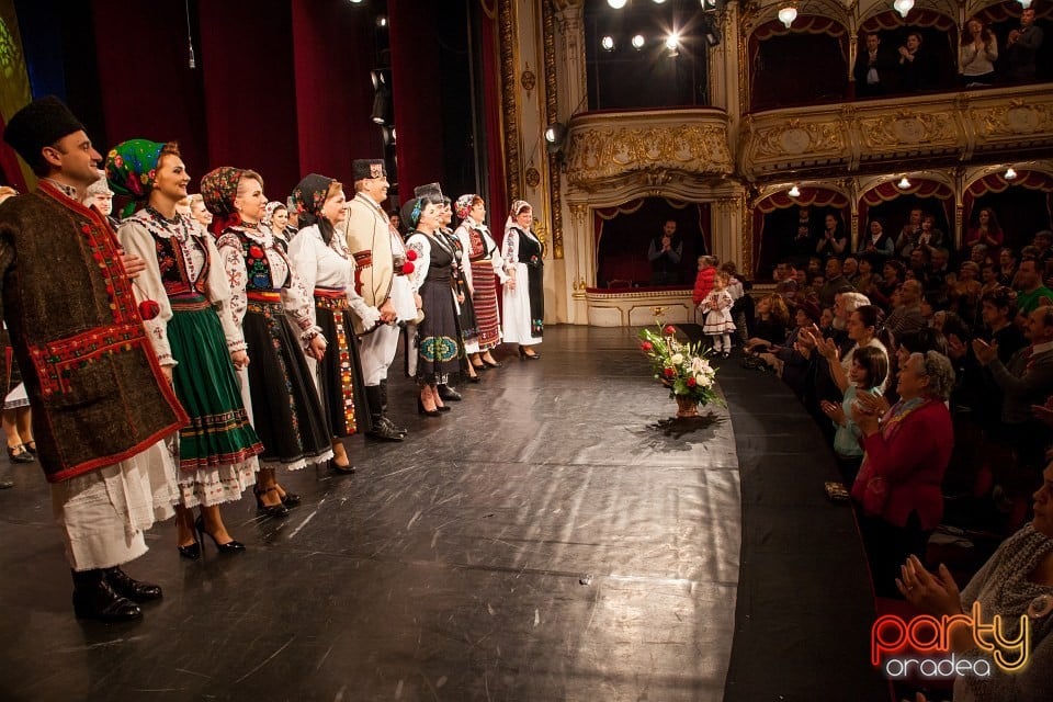 Ansamblul Crişana, Teatrul Regina Maria