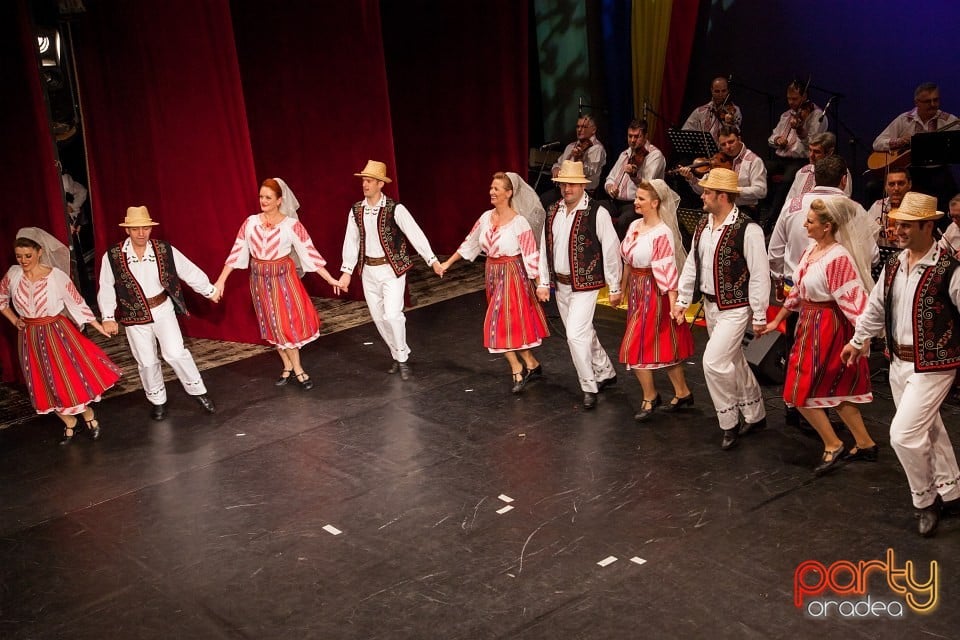 Ansamblul Crişana, Teatrul Regina Maria